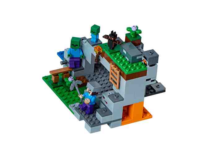 Lego: Minecraft - The Zombie Cave #21141 - 241 pieces (ages 7-14)