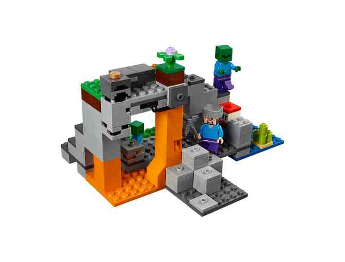 Lego: Minecraft - The Zombie Cave #21141 - 241 pieces (ages 7-14)