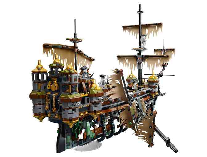 Lego: Pirates of The Caribbean - Silent Mary #71042 - 2294 pieces (ages 14+)