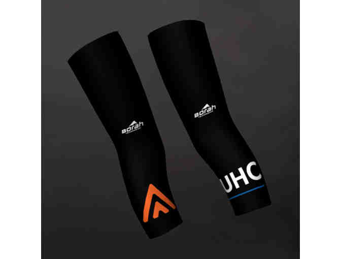 Rally UHC Team - Knee Warmers, Size S/M and Rally UHC Hat