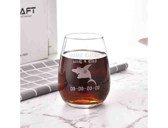 Stemless Wine Glass: Mama Shark Needs a Drink Do Do