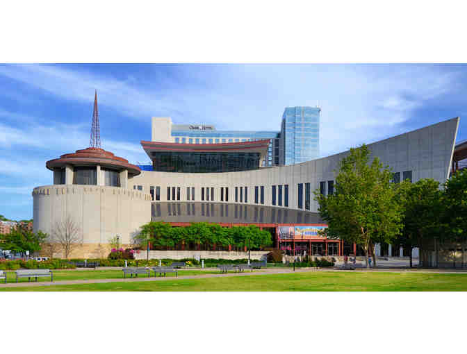 Country Music's Biggest Awards Night: including 3-Night Stay with Airfare for 2