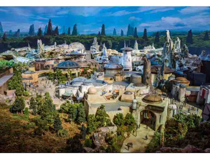 Disney World and Star Wars Family Adventure: including 4-Night Stay with Airfare for 4