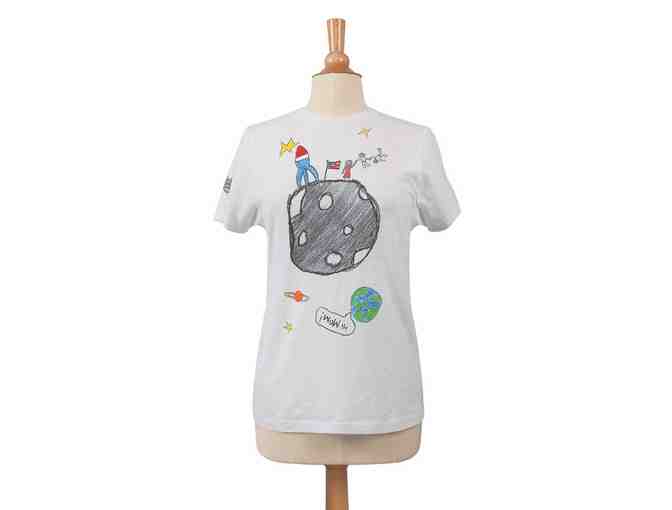 Reach for the Moon Tee - Designed by Jennifer Aniston (Color: white, size: small)