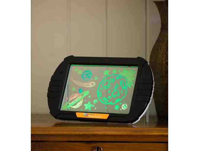 Hearthsong - Color Pops Glow Board Illuminated Sketch & Trace Kit