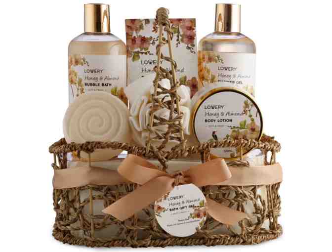 Home Spa Gift Basket - Honey Almond Scent - Luxury Bath Set