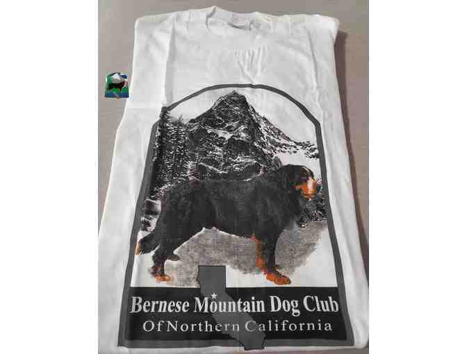 Bernese Mountain Dog Lapel Pin &amp; T-shirt - Size XL - Photo 1