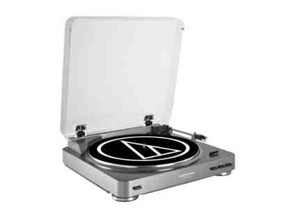 Audio-Technica AT-LP60 Fully Automatic Belt-Drive Stereo Turntable - Silver