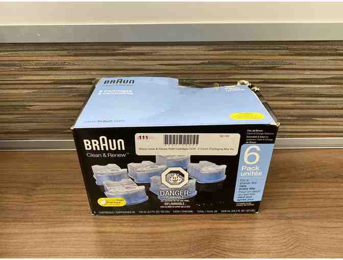 Braun Series 9 Razor with Cleaning Cartridge Kit