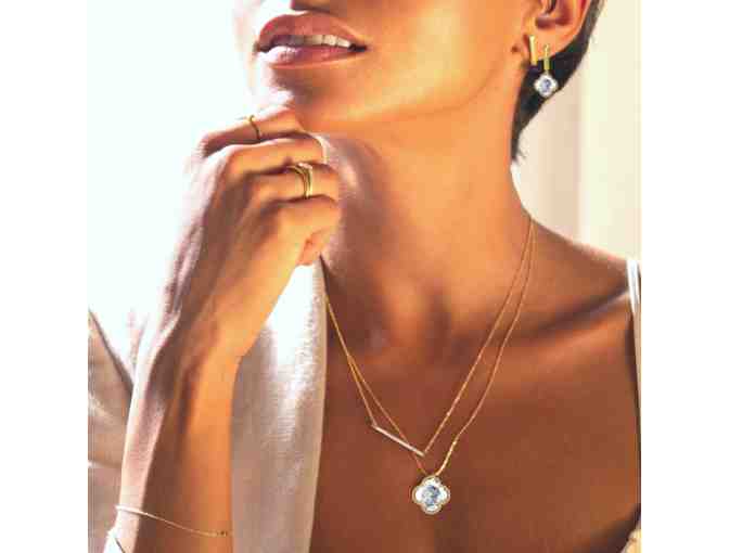 MY LUCKY CHARM Necklace & Earrings in Yellow Gold