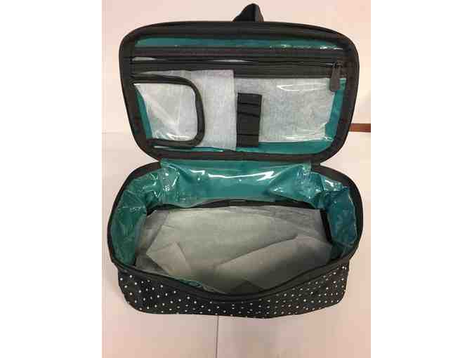 Beauty Travel Kit from Thirty-One Gifts