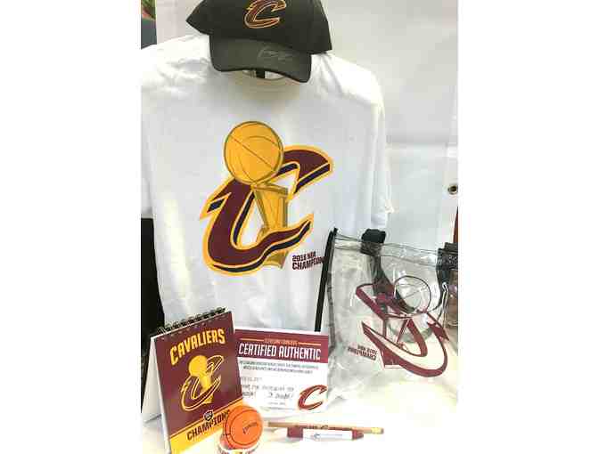 Channing Frye Autographed Hat and Cleveland Cavs Pack