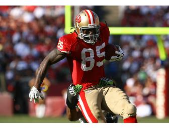 Vernon Davis Autographed Jersey