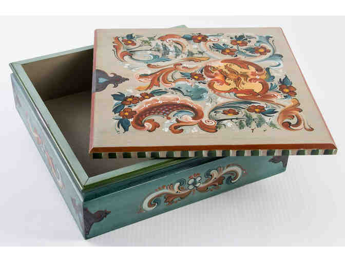 Box with Rococo Rosemaling by Pam Rucinski