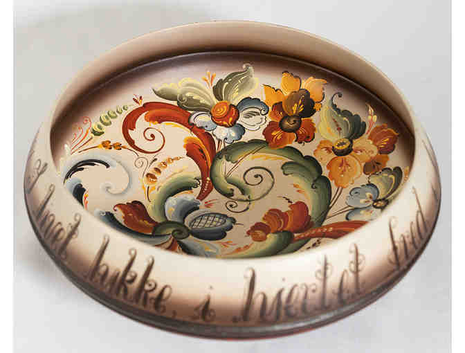 Bowl with Telemark Rosemaling by Alfhild Tangen