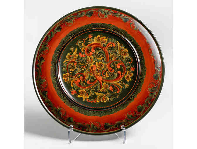 Plate with Telemark Rosemaling by Andrea Herkert