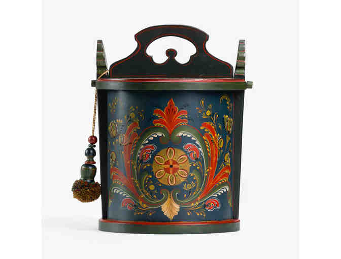 Round Tine with Agder Rosemaling by Nancy Odalen