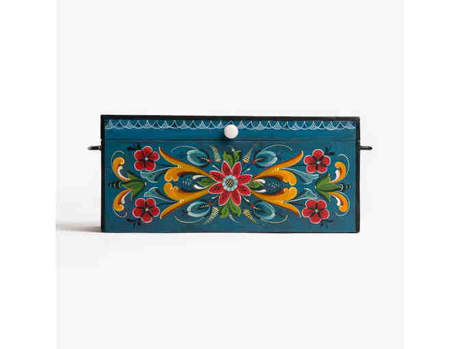 Sleipnir Trunk by Barb Wolter