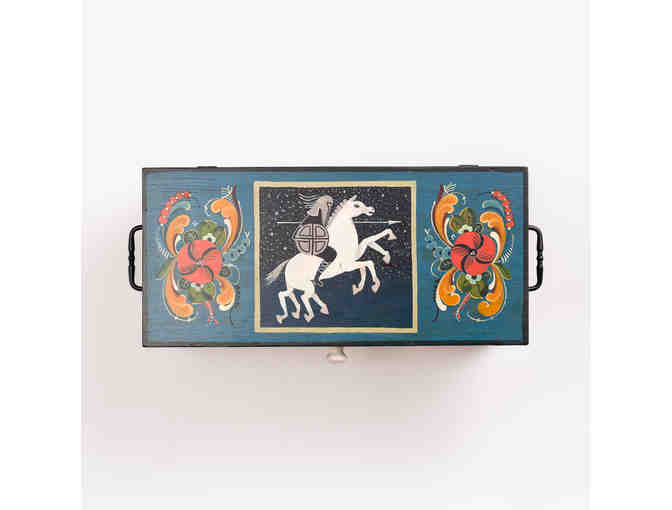 Sleipnir Trunk by Barb Wolter