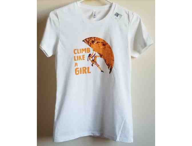 Climb Like A Girl T-Shirt - Photo 1