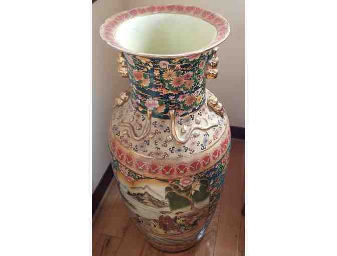 Asian Floor Vase - Photo 1