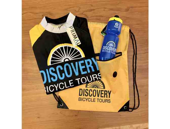 Tote with a Water bottle and Short-sleeve Full-zip Cycling Shirt (L)