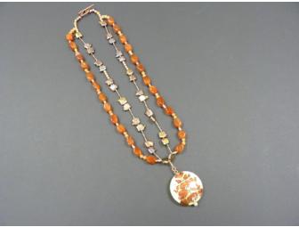 'FANS' NECKLACE AND EARRINGS