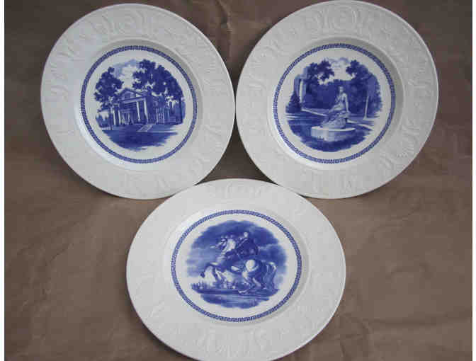 Amherst College Wedgwood China