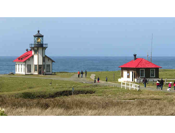 Lighthouse Keeper's Home 2-Night Stay on Mendocino Coast