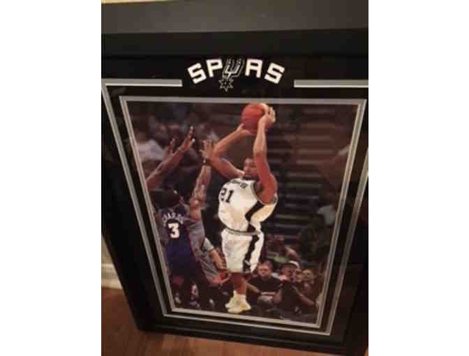 Tim Duncan - Autographed and framed Photo