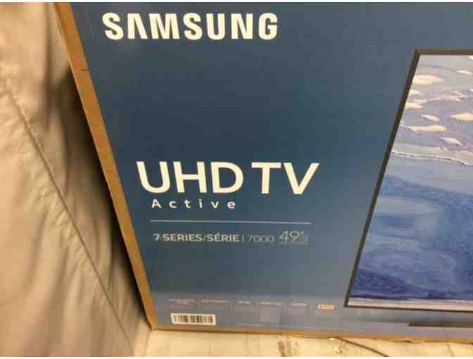 Samsung TV 49' - UHD TV 7 Series  $749