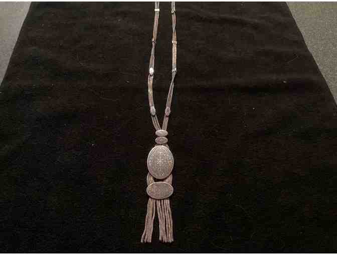 Beautiful Silver Necklace - Photo 1