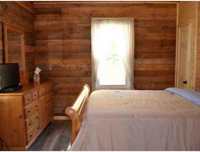 Romantic Getaway Log Cabin - One Week Stay