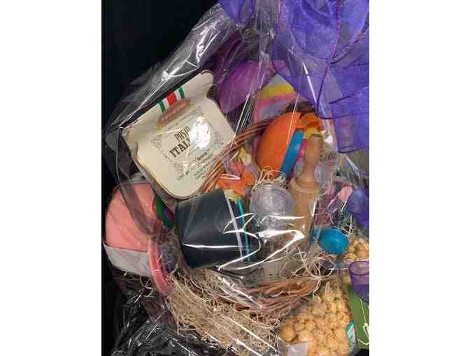 Kitchen Goodies Gift Basket