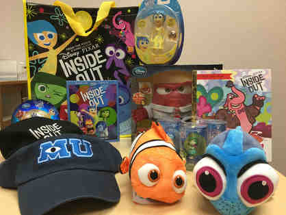 Pixar Gift Bag with official merchandise from a??Inside Outa?? and a??Finding Nemoa??