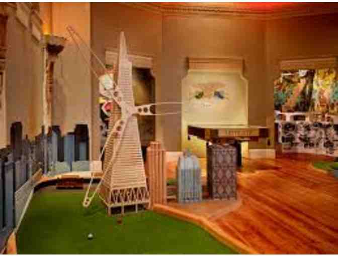 Urban Putt - 2 Games of Miniature Golf