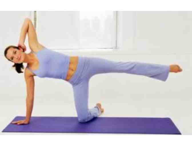 Dexter Pkg: Private or Small Group Yoga Session at Body Wisdom & Cosmetic Bag & $25 to Artistica