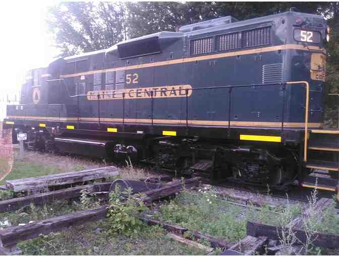 Round trip ride on the Belfast and Moosehead Lake Railroad