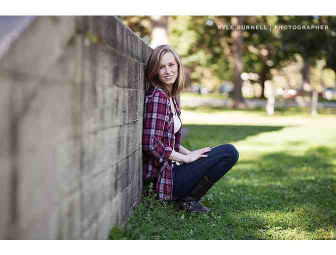 Portrait session and $100 print credit