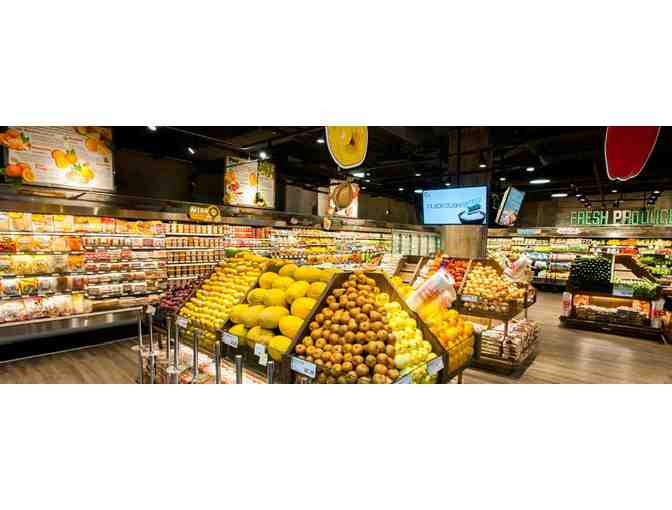 Tour of H-Mart Asian Grocery and Ramen Soup