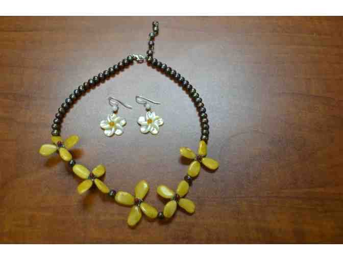 Artisan-Crafted Pearl Necklace and Earrings