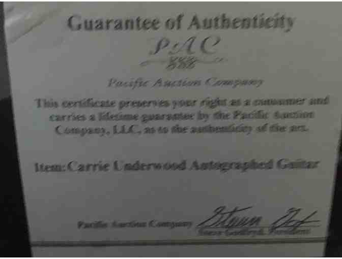 Carrie Underwood Acoustic Guitar with Letter of Authenticity - Photo 2