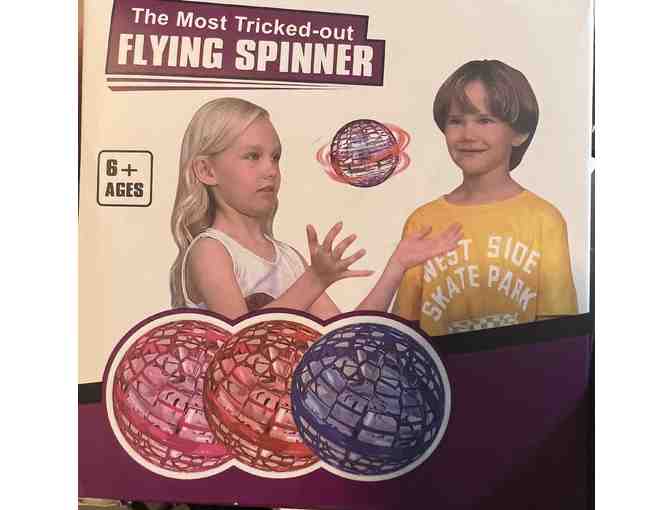 6 FlyNova Pro The Most Tricked Out Flying Spinner