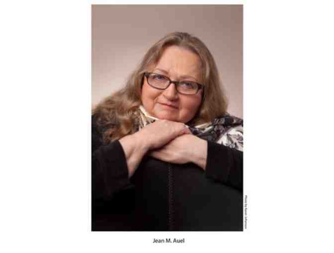 Les Enfants de la Terre, Signed by the Author Jean Auel