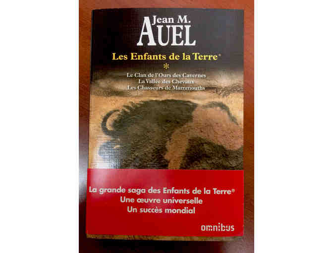 Les Enfants de la Terre, Signed by the Author Jean Auel