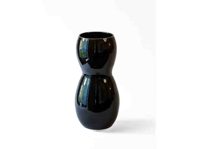 Dark ceramic vase by Earthloam Studio
