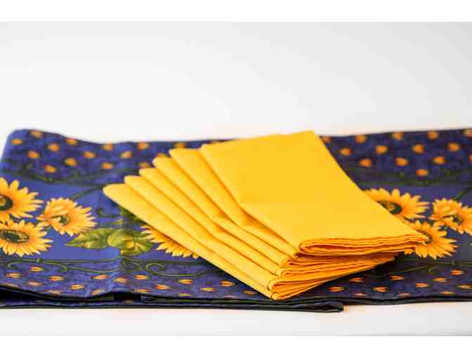 Couleurs de Provence: Beautiful Table Linens from France