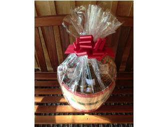 1/2 Bushel Gift Basket