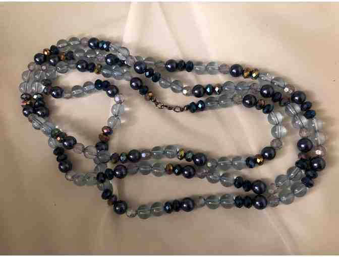 Blue bead necklace