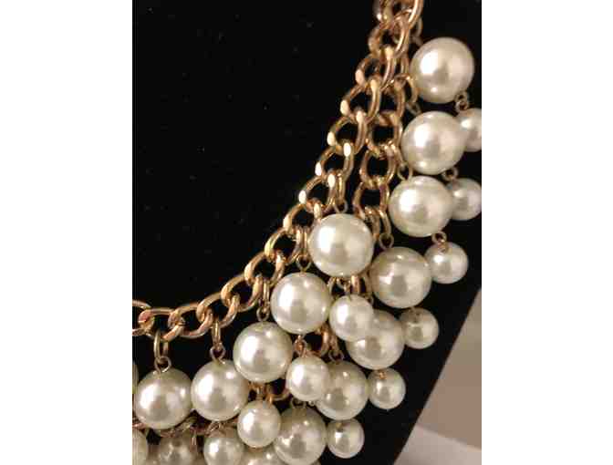 Statement Faux Pearl on goldtone Necklace